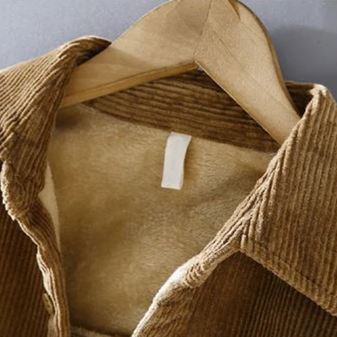 Veste en velours côtelé au design classique