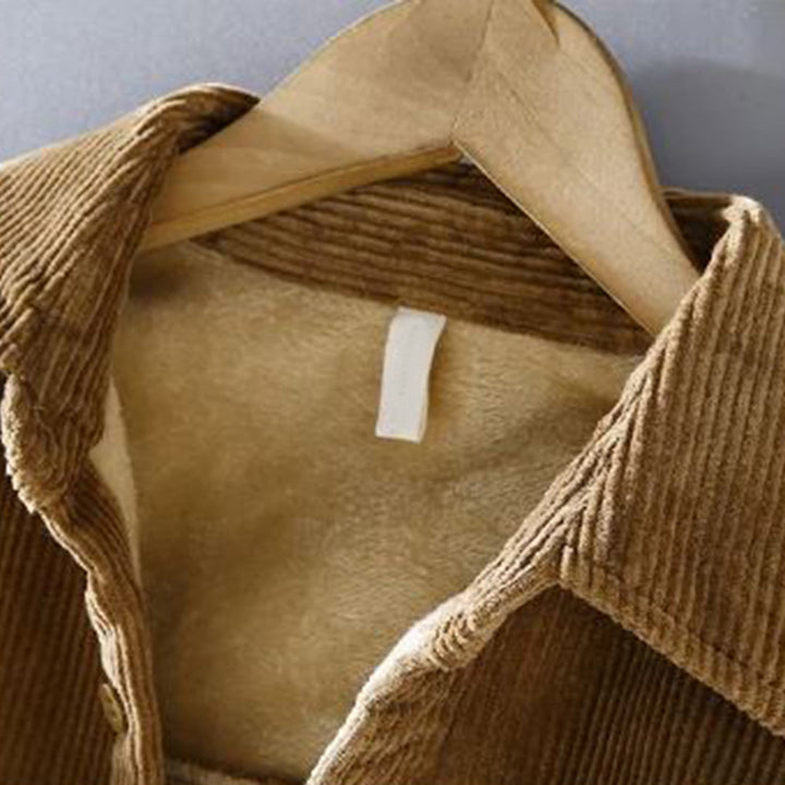 Veste en velours côtelé au design classique
