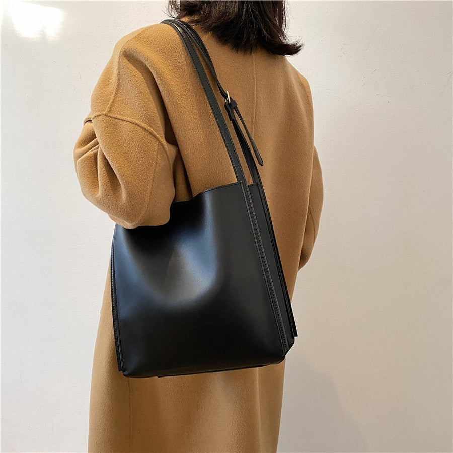 Antoinette - Stylish Bag for Everyday Use