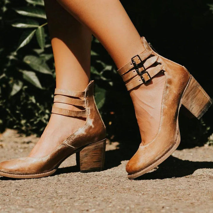 Amelia - Vintage ankle boots